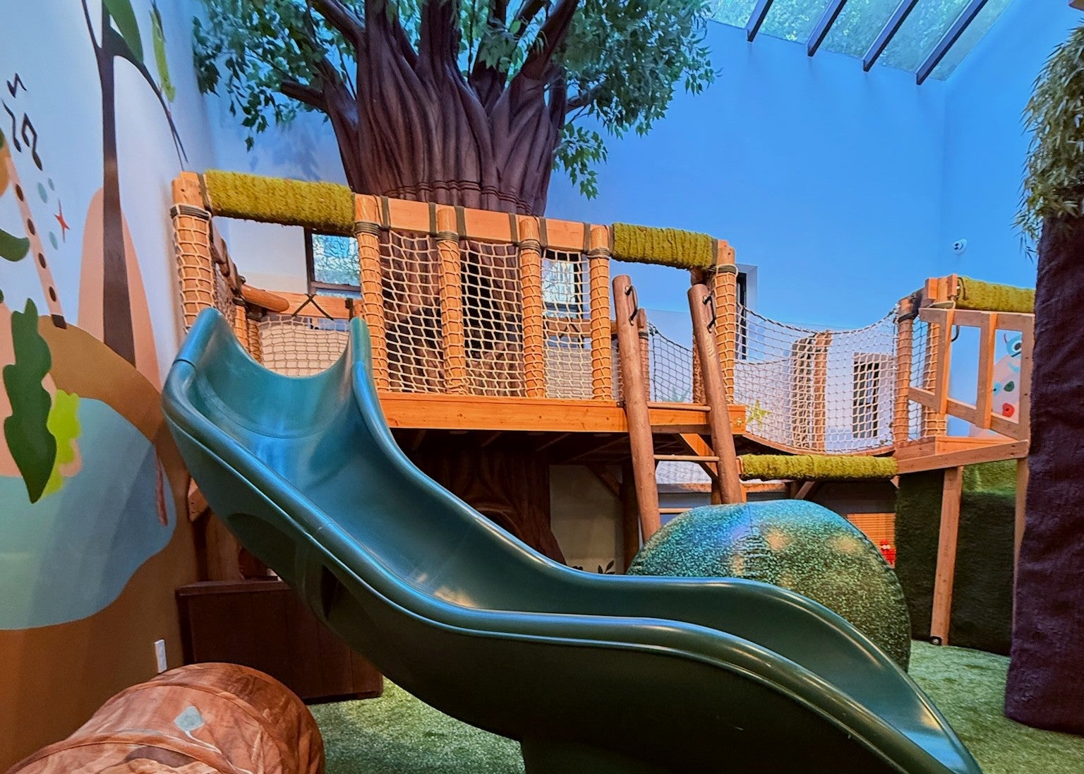 Indoor play spaces in Lower Manhattan: Indoor forest playground at Chelsea Forest